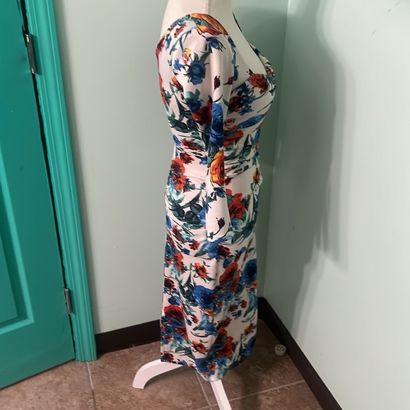 🆕 Bettie page Tatyana floral ruched stretchy vintage inspired retro pinup dress - Picture 13 of 16